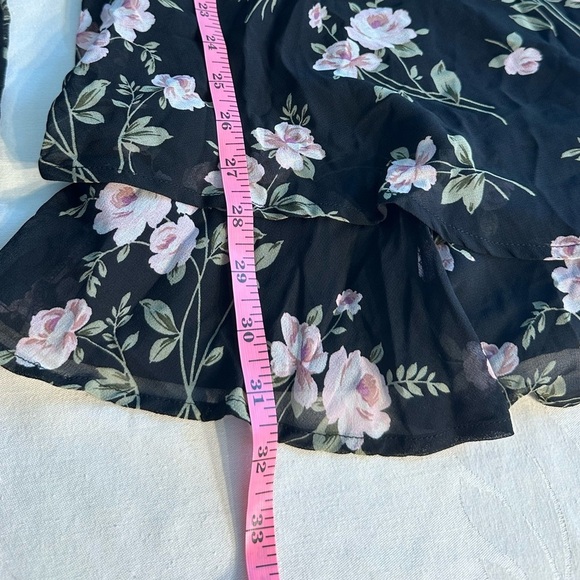 Lily Rose Black Floral Mini Dress. Size Medium  - Like New - Picture 11 of 11